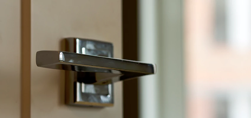Door Lever Knob Repair in Galesburg, Illinois