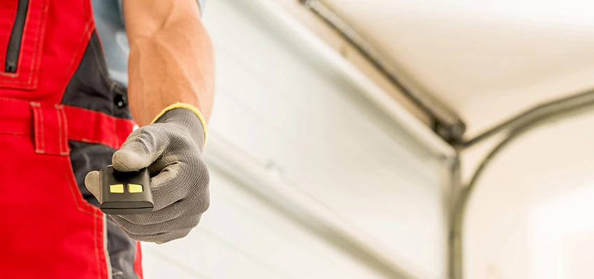 Residential Garage Door Security in Galesburg, Illinois