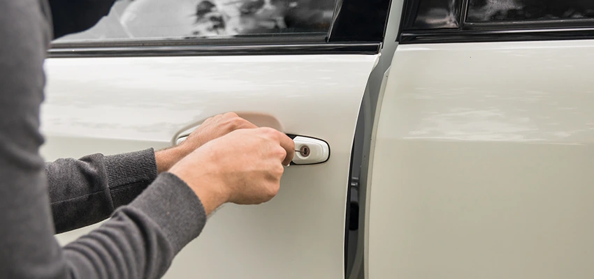 Unlock Car Door Service in Galesburg, IL