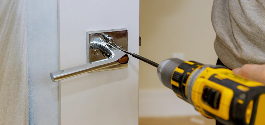 After-hours Locksmith  For Lock Troubleshooting in Galesburg, Illinois