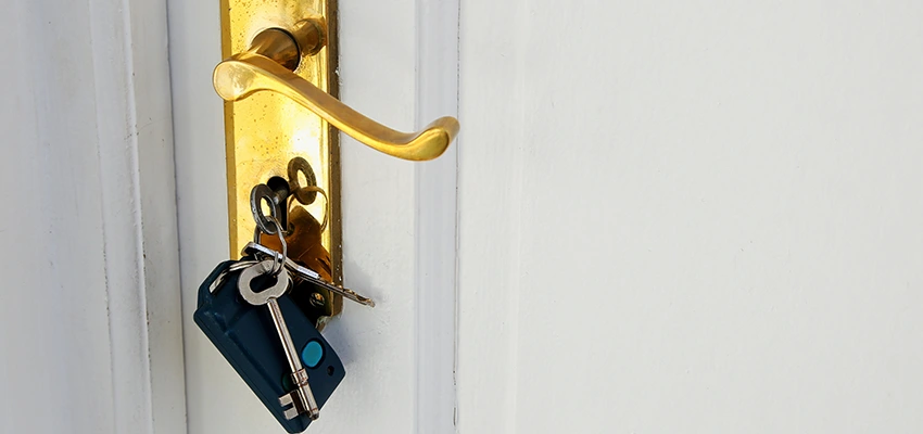 Broken Door Key Extraction in Galesburg, IL