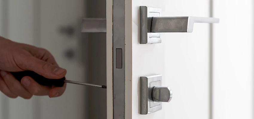 Automotive Lock Installation in Galesburg, IL