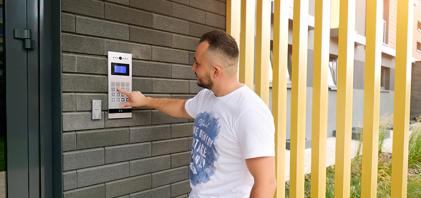 Locksmith Company For Smart Lock System Installation in Galesburg, Illinois